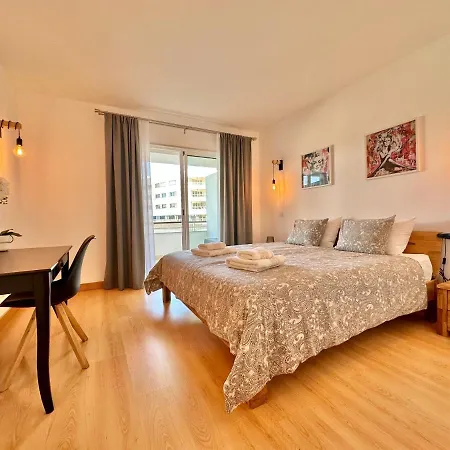 Lucky Star Marina Apartment, With Pool 라고스