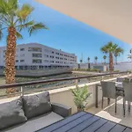 Lucky Star Marina Apartment, With Pool 公寓