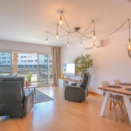 公寓 Lucky Star Marina Apartment, With Pool *