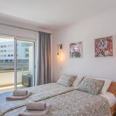 Lucky Star Marina Apartment, With Pool Lagos