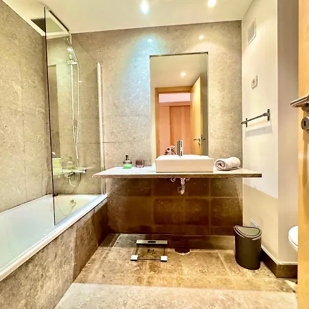 Lucky Star Marina Apartment, With Pool *