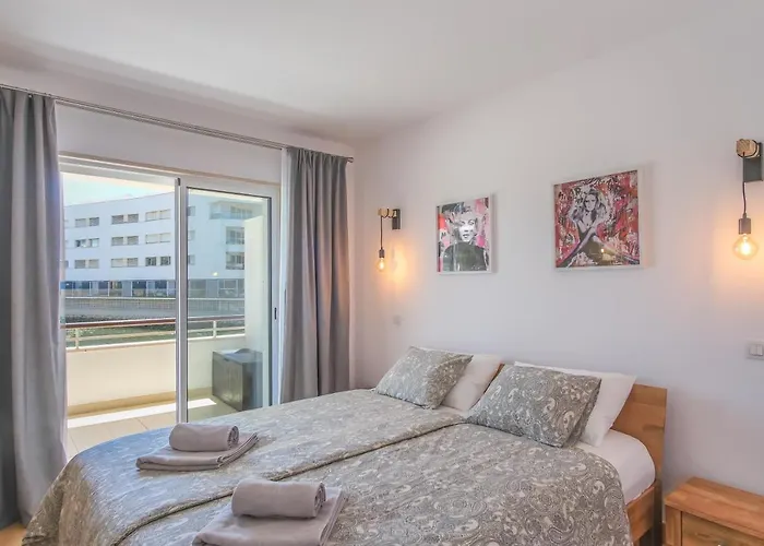 Lucky Star Marina Apartment, With Pool Lagos