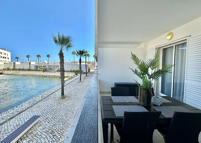 Lucky Star Marina Apartment, With Pool Lägenhet