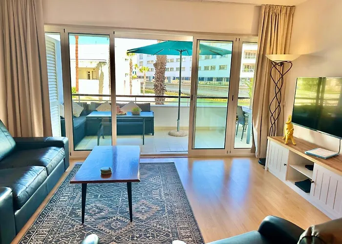 Lucky Star Marina Apartment, With Pool *